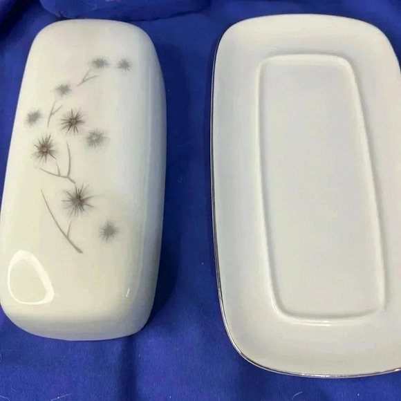 CREATIVE FINE CHINA Butter Dish In The Platinum Star Burst Pattern, Japan - Picture 3 of 4